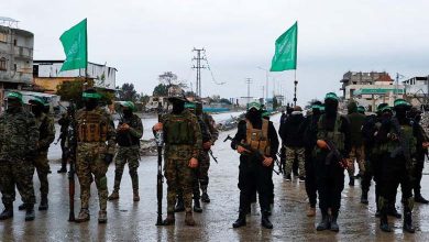 Two Platforms, Slogans, and Crowds Defying the Rain... Gaza Prepares for the Eighth Exchange