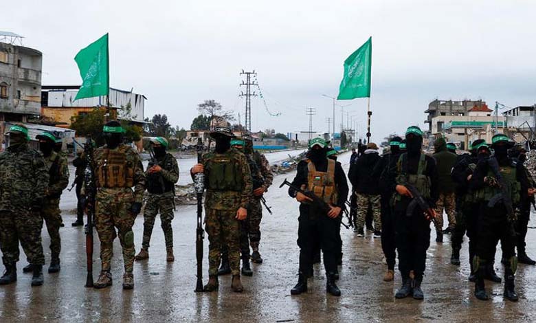 Two Platforms, Slogans, and Crowds Defying the Rain... Gaza Prepares for the Eighth Exchange