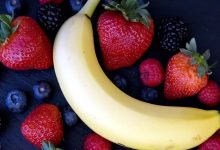 How Does Banana Affect the Benefits of Berry Juice?
