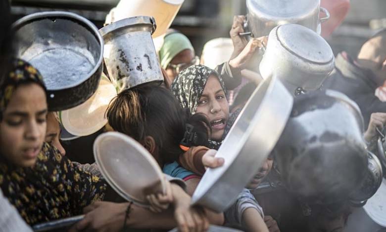 Hunger Precedes Aid: Food Warehouse Stormed in Gaza Amid Humanitarian Collapse