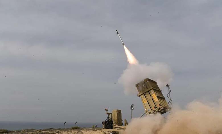 15 Iranian Missiles in 4 Waves Trigger Alarms in Israel for 40 Minutes