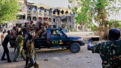 Al-Burhan Seeks to Contain Potential Crisis over Chemical Weapons Use