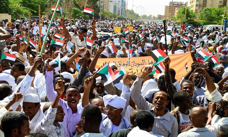 The Return of Islamists in Sudan: Military Support and Regional Alliances Disrupt Political Transition