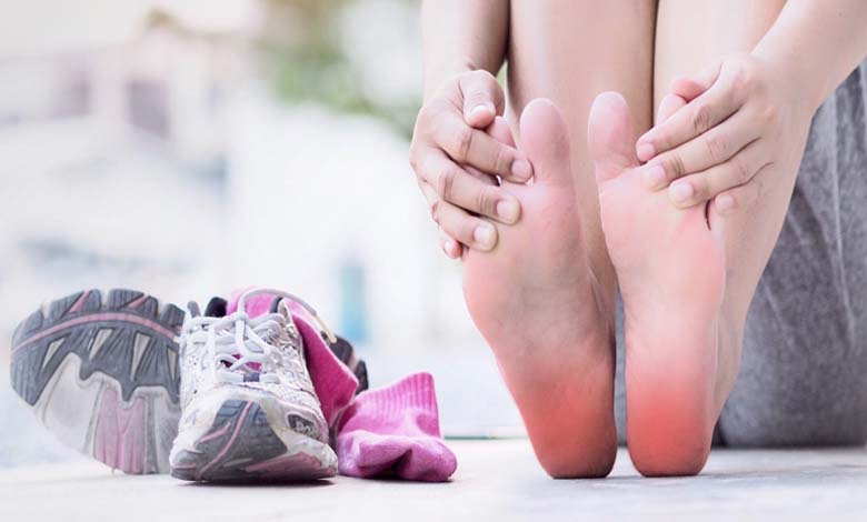 What Causes Heel Pain While Walking?