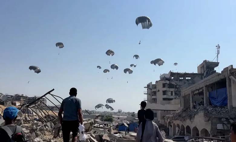 UAE Carries Out 72nd Humanitarian Airdrop in the Gaza Strip