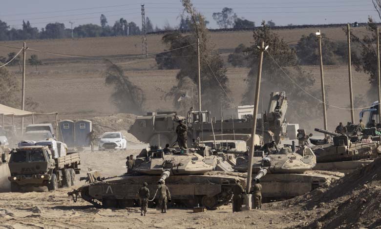 Israel warns Gaza tower residents before targeting it and calls for evacuation of the city