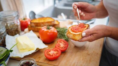 Late Breakfast May Reveal Early Health Problems