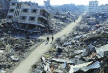 The bitter memory of displacement keeps them from fleeing south… Painful stories from the heart of Gaza