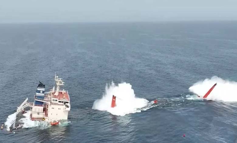 Five months after sinking, the Houthis release the crew of the ship Eternity C