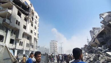 Gaza residents under bombardment: fear of displacement east of the yellow line