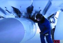 Russia strikes with Kinzhal missiles: hypersonic pressure overwhelms Ukraine