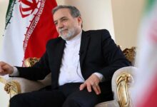 Iran in the crosshairs of Lincoln and its sisters… Messages of fire before the decision