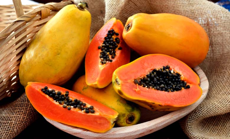Is it recommended to eat papaya at night? Nutritional analysis, digestion, and eating habits