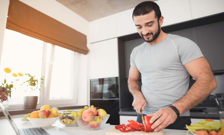 Why it is recommended to consume fruits before morning workouts