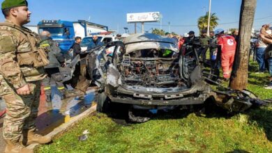 Israel arrests a member of the Islamic Group and kills another from Hezbollah in southern Lebanon
