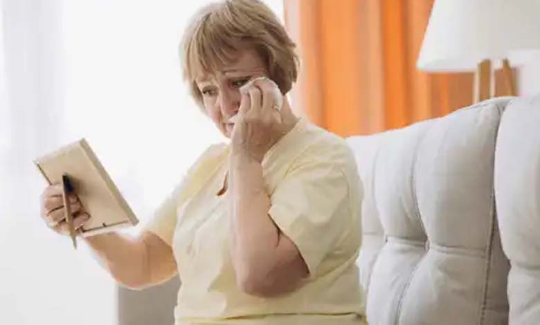 Study Reveals the Brain Mechanisms Behind Persistent Grief After the Loss of Loved Ones