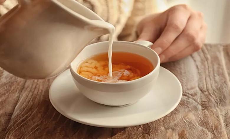 Does milk reduce the antioxidant benefits of tea?