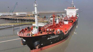 Iraq negotiates with Iran to allow its tankers to pass through the Strait of Hormuz