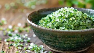 Green salt or regular salt: which is better for lowering blood pressure?
