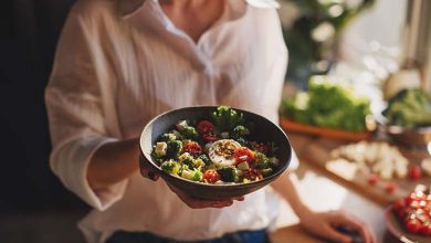 What is the relationship between a plant-based diet and cancer? A scientific analysis of mechanisms and epidemiological evidence