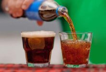 How do dark carbonated beverages affect kidney health? Mechanisms and metabolic implications