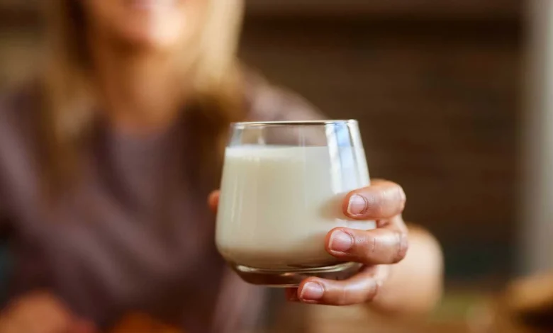 How long can milk stay outside the refrigerator before it spoils?