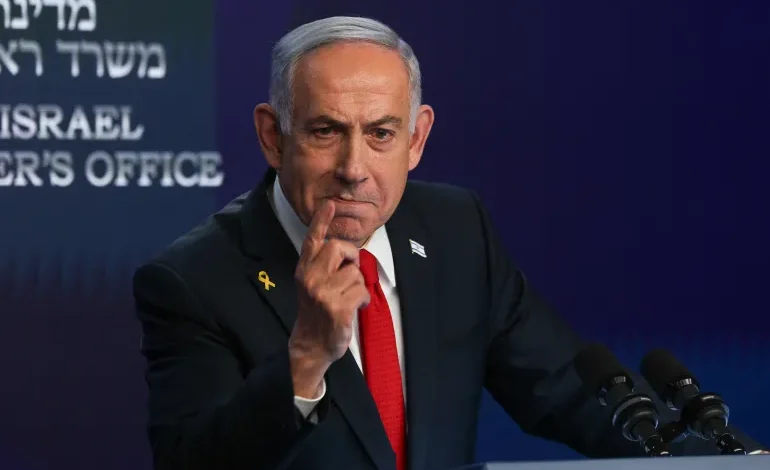 Netanyahu Refuses to Relinquish Three Fronts Despite the Agreement with Iran
