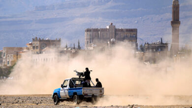 The Death of Two Officers in Houthi Attacks Sparks Fierce Battles in Taiz and Al Hudaydah