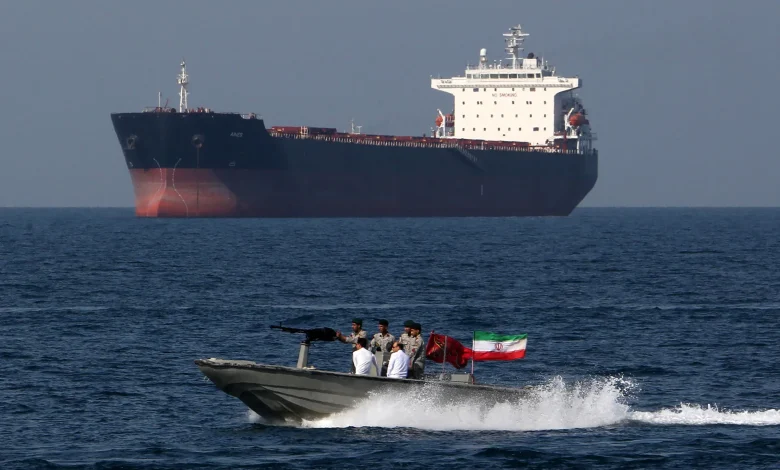 Washington Refutes Tehran’s Claims Regarding the Closure of the Strait of Hormuz