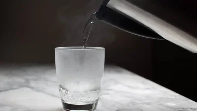 Water Temperature May Influence Hydration and Digestion: What Science Says