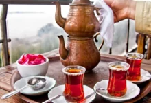 Experts Warn About the Health Risks of Excessive Tea Consumption