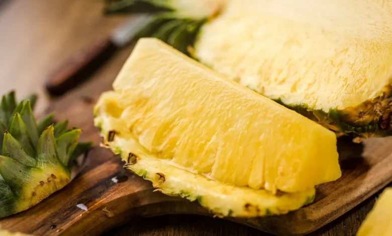 Here's What Happens to Your Blood Sugar When You Eat Pineapple Regularly