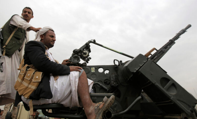 Houthis Force Washington to Divide Its Military Resources Between Two Fronts