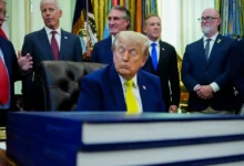22 doctors and mysterious bruises… Is Trump really in good health?