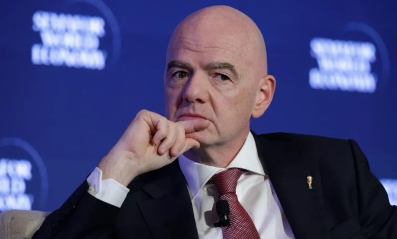 Continental coalition considers no-confidence motion against FIFA president