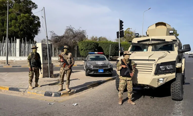 Fierce Clashes West of Tripoli and Prison Escape Amid an Undeclared Curfew