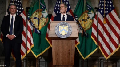 International Relations Expert: Washington Is Using Sanctions to Force Iran to Reconsider Its Calculations