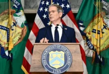 Iran seeks to win over its neighbours under pressure from US sanctions