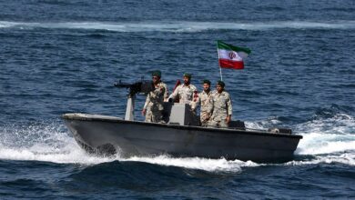 Iran threatens to disrupt maritime navigation in strategic straits