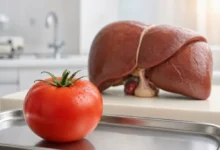 What Is the Relationship Between Eating Tomatoes and Fatty Liver?
