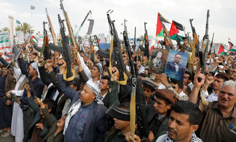 With 21 Missiles and a Drone… Houthis Attack Mokha Port