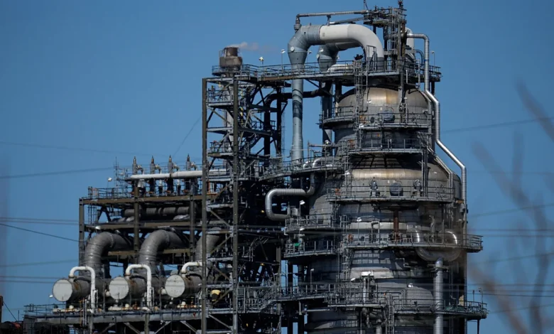 How Did Oil Facilities Become Targets of Unconventional Weapons? Investigations by The New York Times and The Washington Post Provide Answers 