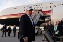 Military Aircraft Appears to Startle Trump During Xi’s Welcome Ceremony