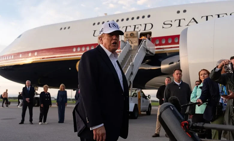 Military Aircraft Appears to Startle Trump During Xi’s Welcome Ceremony