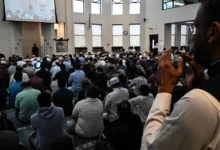 The Muslim Community in Texas Between Abbott’s Decision and Fears of Religious Discrimination