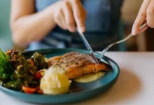Eating Right Before Bed: What Happens to Your Blood Sugar?