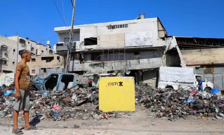 Three Palestinians Killed in Israeli Strikes on Gaza After Expansion of the Yellow Line