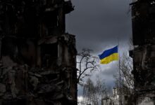Ukraine Between US Sanctions Uncertainty and Escalating Russian Attacks: Trump’s Decision Raises Concerns over the War’s Course