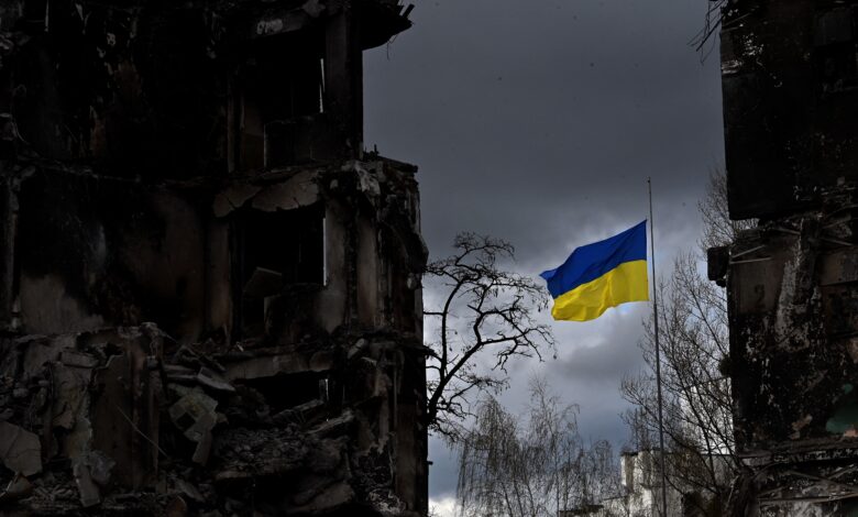 Ukraine Between US Sanctions Uncertainty and Escalating Russian Attacks: Trump’s Decision Raises Concerns over the War’s Course