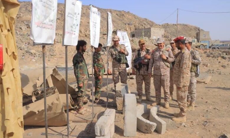 Yemeni Army Focuses on Taiz Front to Wear Down the Houthis
